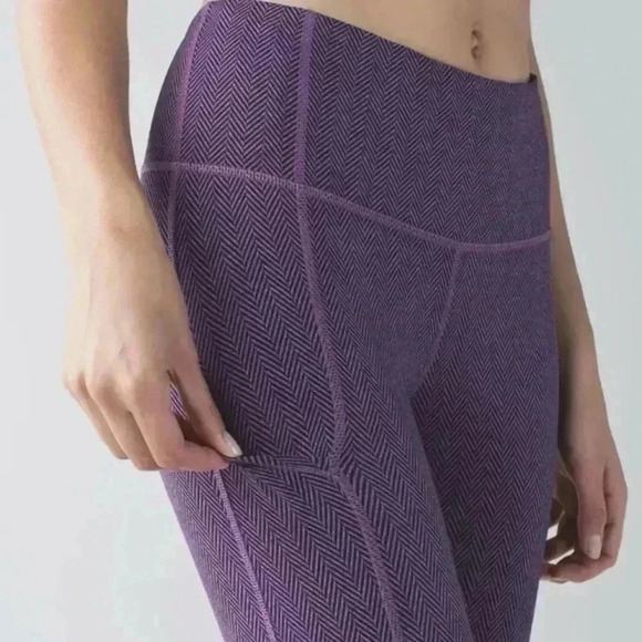 Lululemon Rebel Runner Crop Herringbone Purple 4 - Picture 6 of 12